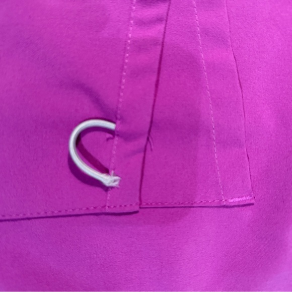 Urbane Performance Women's XS Purple Medical Scrub Top Utility Pockets - Picture 7 of 8